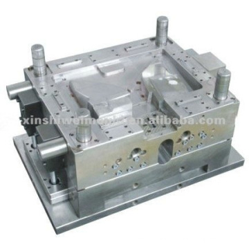 plastic injection mold maker